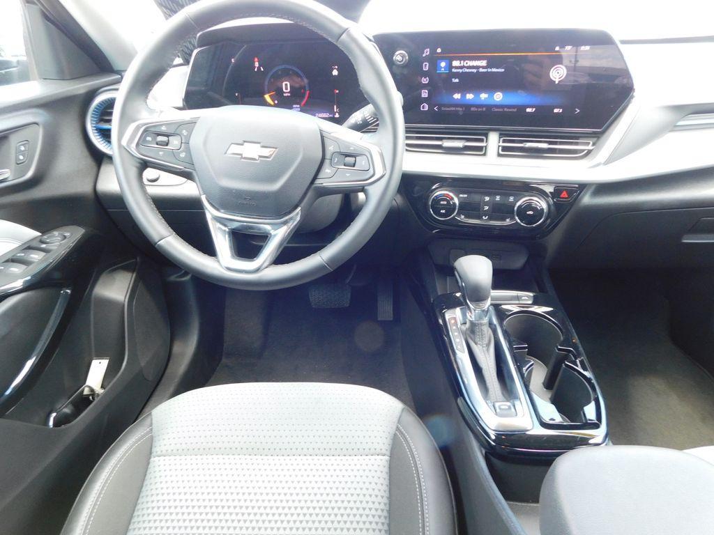 used 2025 Chevrolet Trax car, priced at $21,990