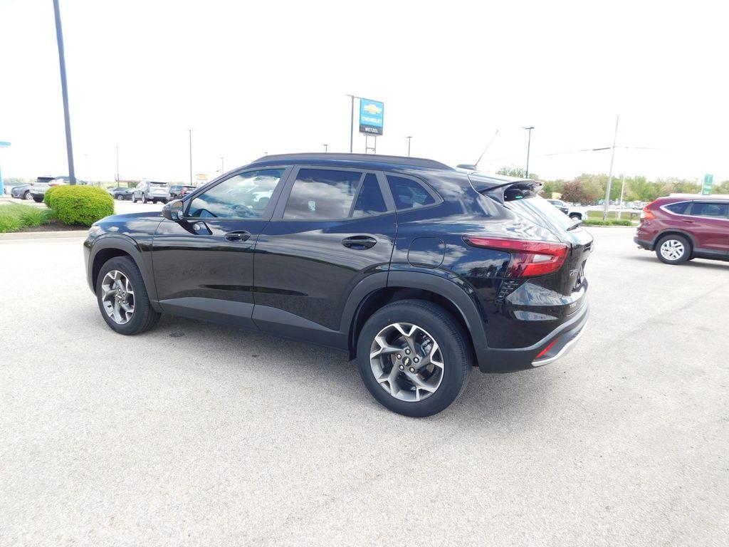 used 2025 Chevrolet Trax car, priced at $21,990