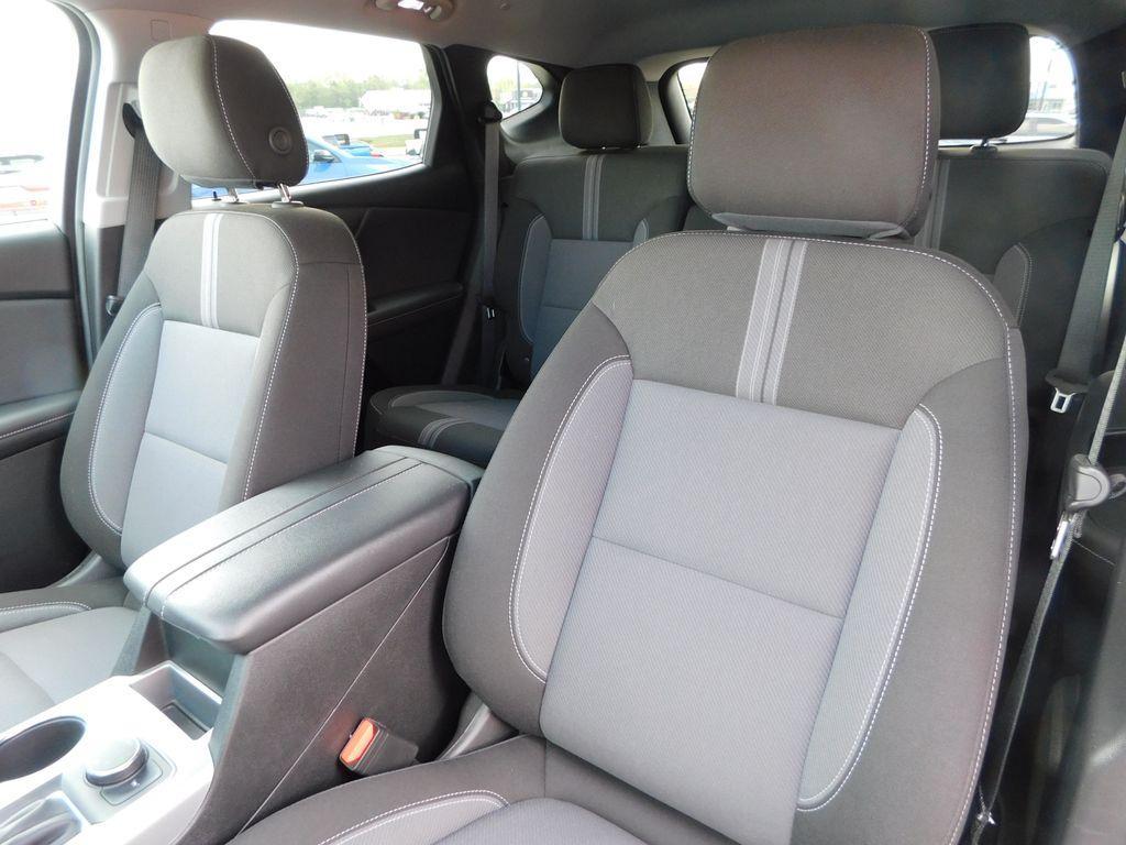 used 2025 Chevrolet Blazer car, priced at $29,995