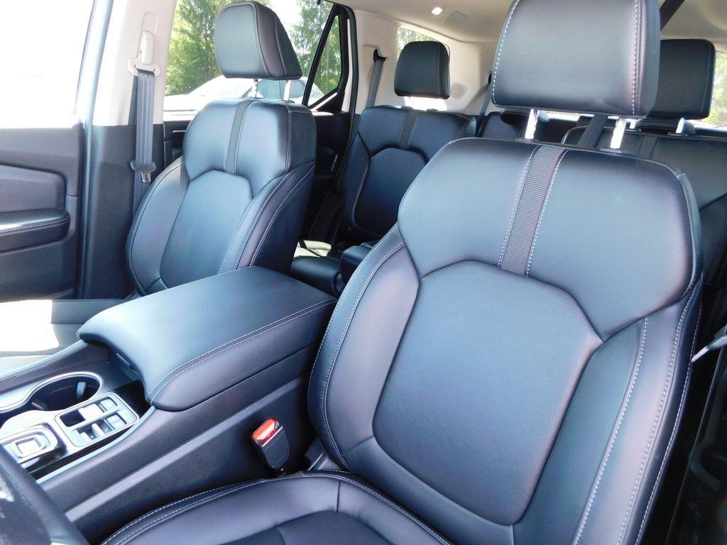 used 2025 Honda Pilot car, priced at $47,847