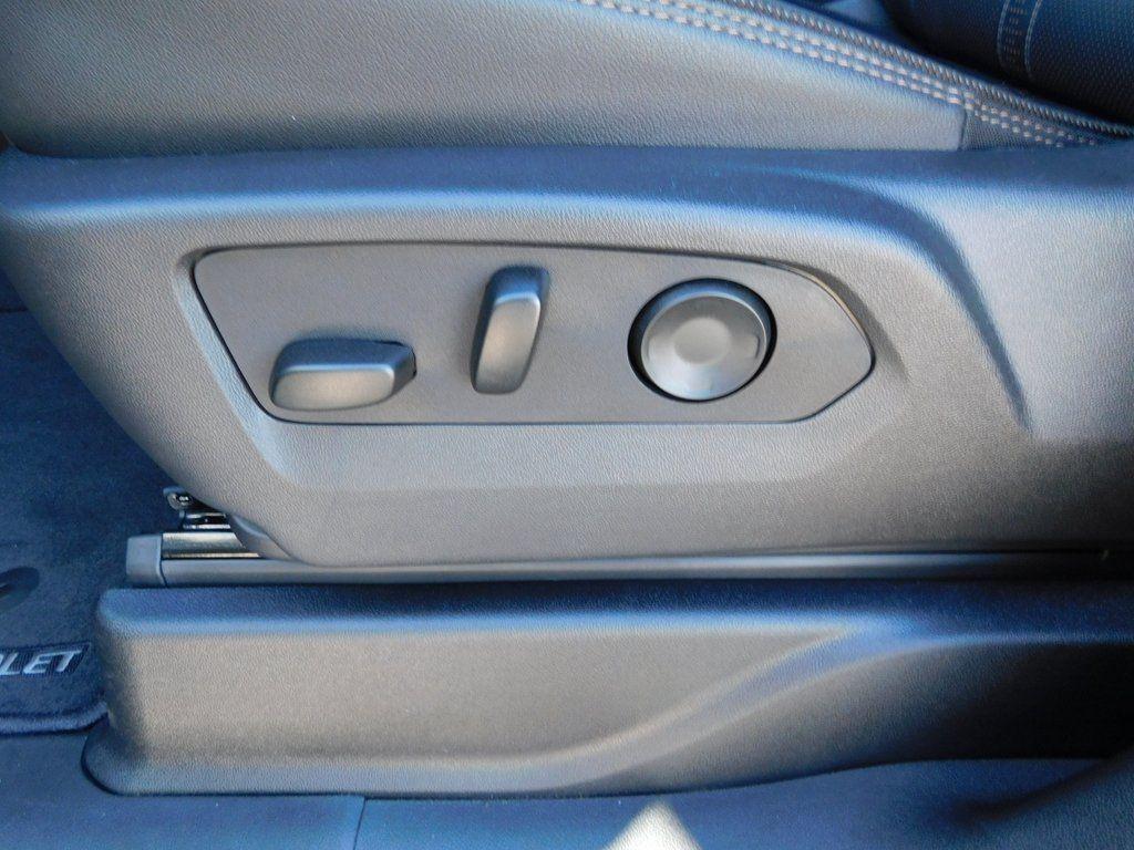 new 2025 Chevrolet Suburban car, priced at $79,098