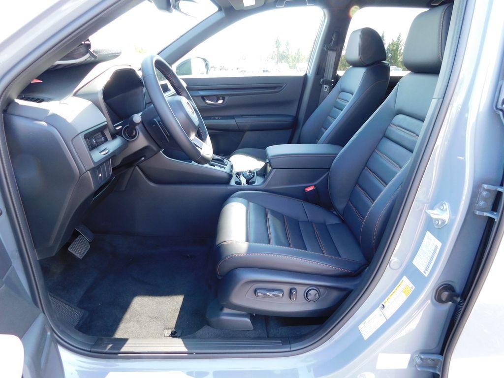 new 2026 Honda CR-V Hybrid car, priced at $40,914