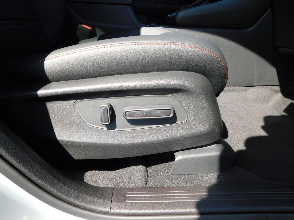 new 2026 Honda CR-V Hybrid car, priced at $40,914