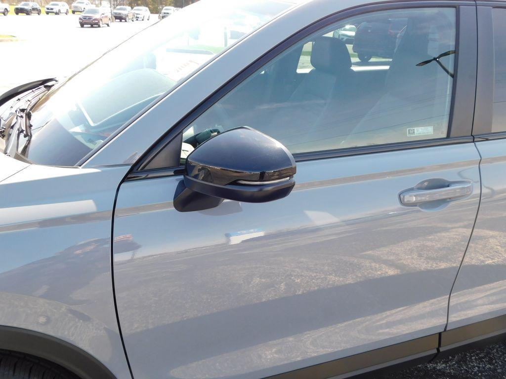 new 2026 Honda CR-V Hybrid car, priced at $40,914