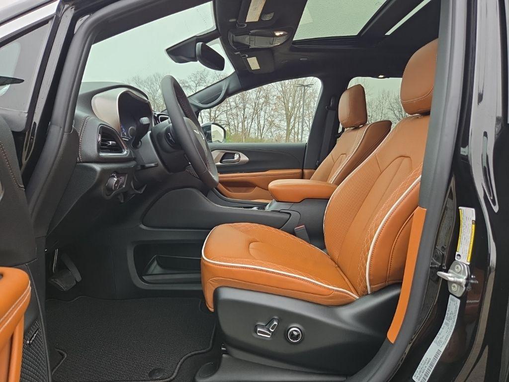 new 2026 Chrysler Pacifica car, priced at $50,998
