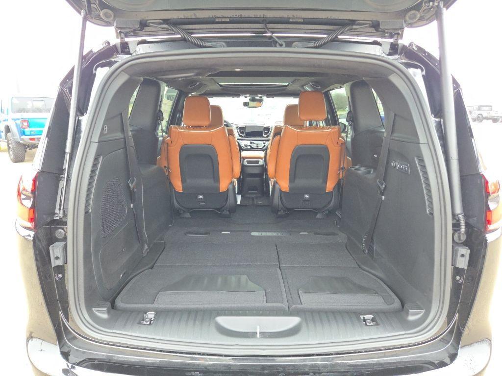 new 2026 Chrysler Pacifica car, priced at $50,998