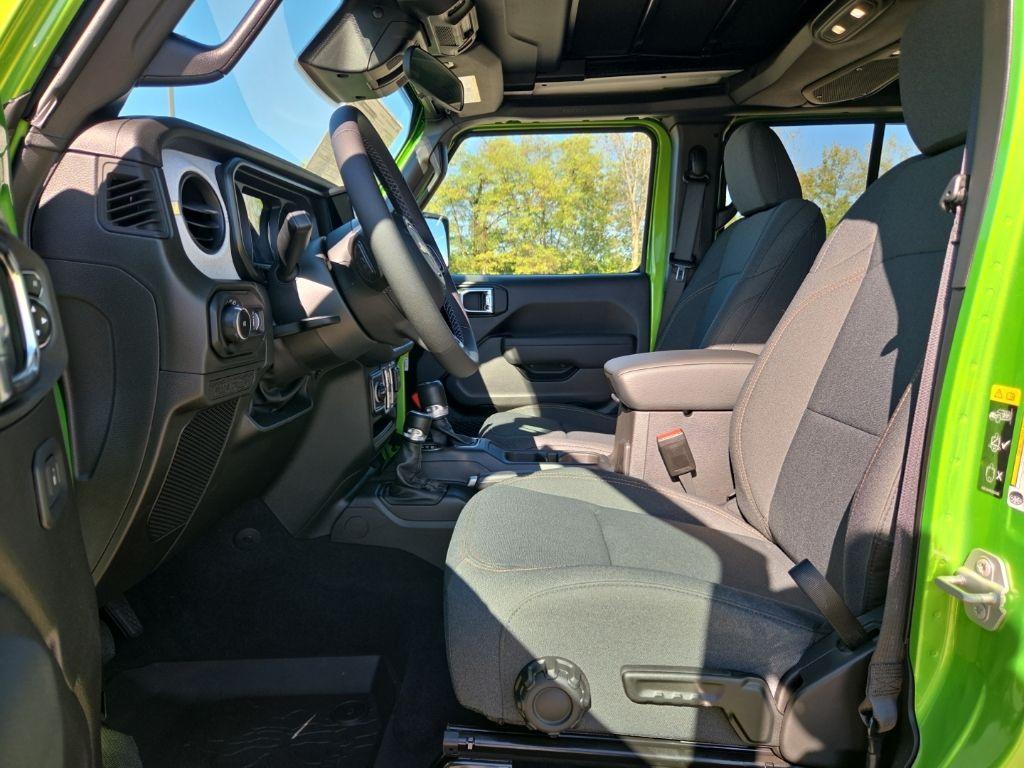 new 2026 Jeep Wrangler car, priced at $44,198