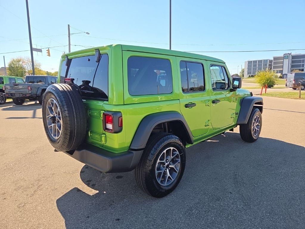 new 2026 Jeep Wrangler car, priced at $44,198