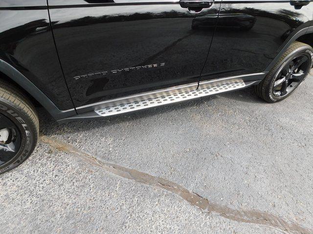 used 2024 Jeep Grand Cherokee L car, priced at $31,573