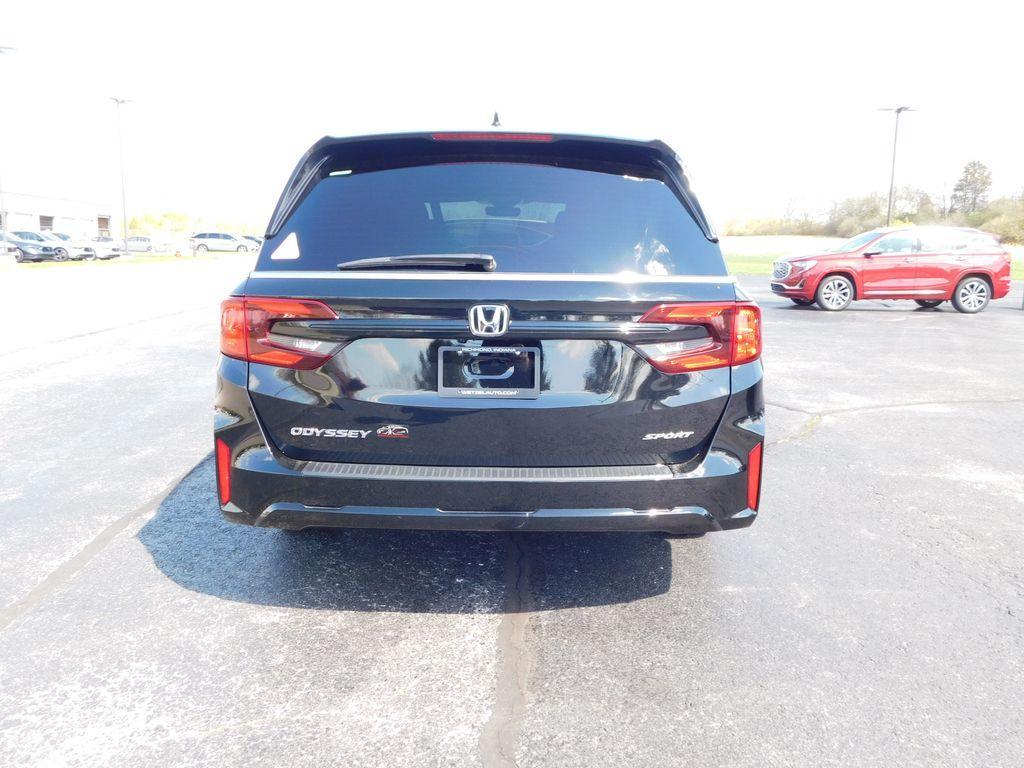 used 2025 Honda Odyssey car, priced at $37,700