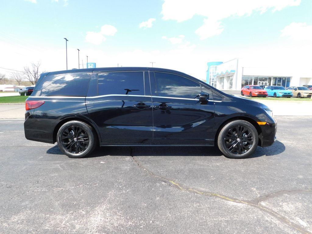 used 2025 Honda Odyssey car, priced at $37,700