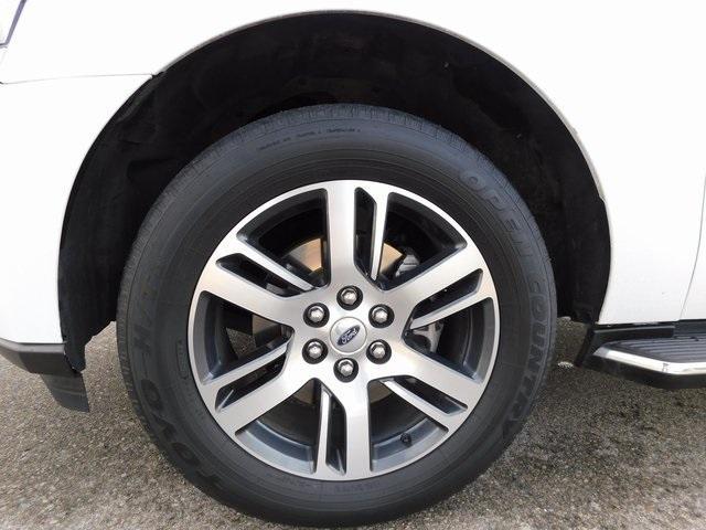 used 2022 Ford Expedition car, priced at $34,490