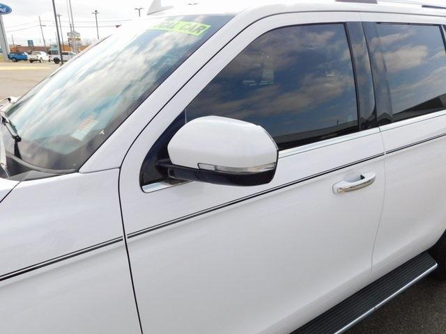 used 2022 Ford Expedition car, priced at $34,490