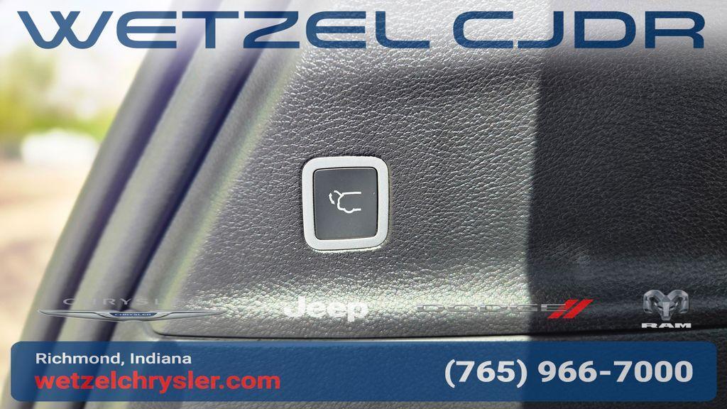 new 2026 Chrysler Pacifica car, priced at $57,098