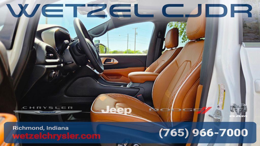 new 2026 Chrysler Pacifica car, priced at $57,098