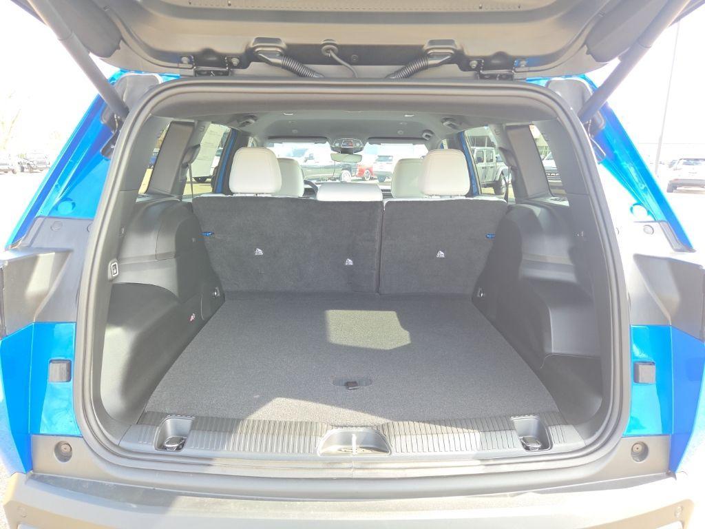 new 2026 Jeep Cherokee car, priced at $39,798