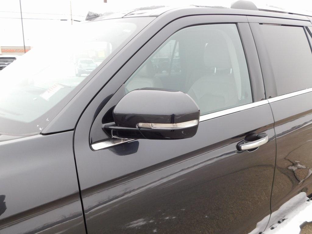 used 2024 Ford Expedition car, priced at $54,400