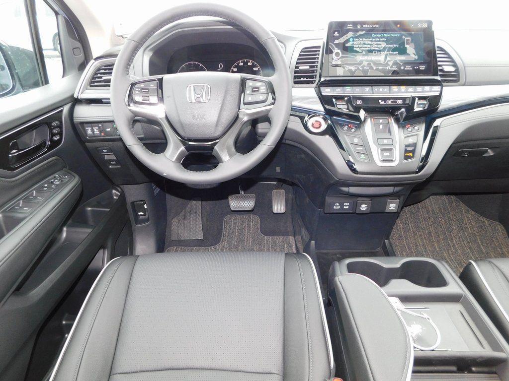 new 2026 Honda Odyssey car, priced at $50,377