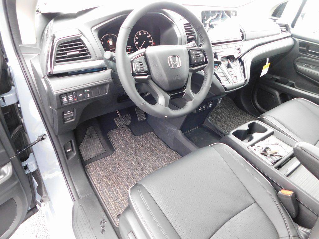 new 2026 Honda Odyssey car, priced at $50,377