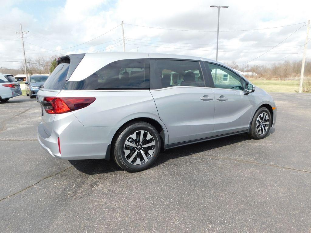 new 2026 Honda Odyssey car, priced at $42,636
