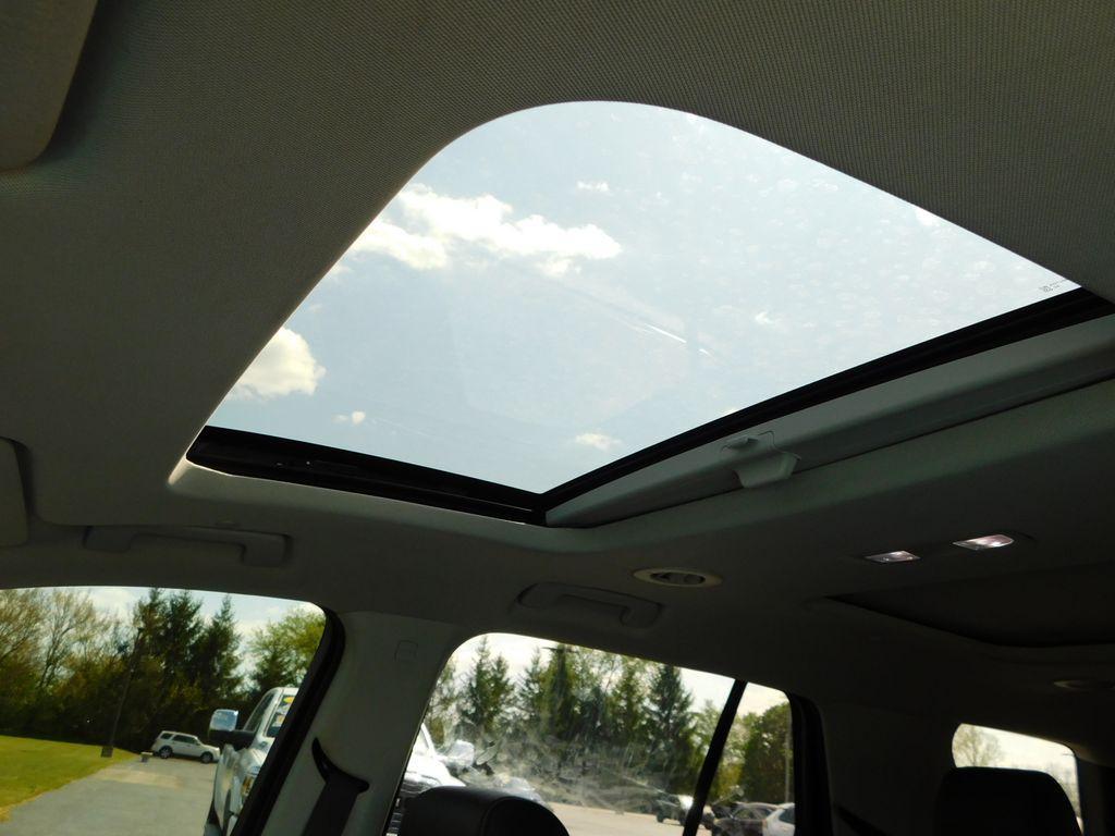 used 2019 Chevrolet Traverse car, priced at $17,999