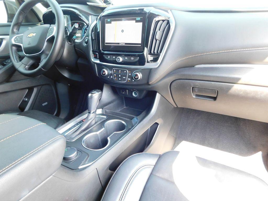 used 2019 Chevrolet Traverse car, priced at $17,999