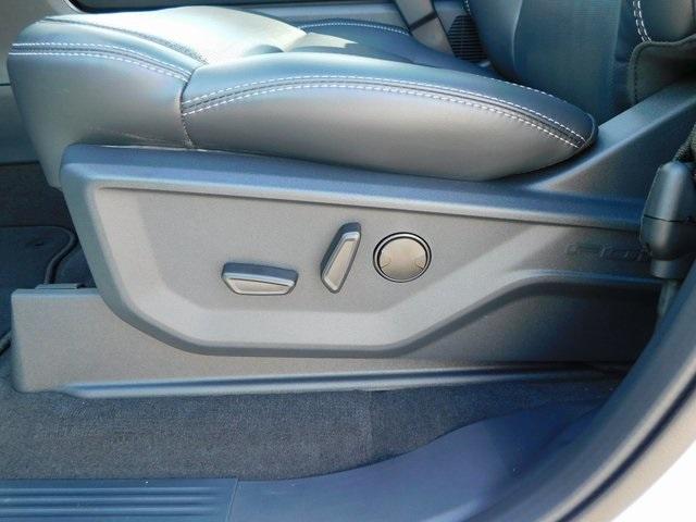 new 2025 Ford Expedition car, priced at $80,197