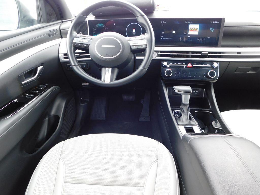 used 2025 Hyundai SANTA CRUZ car, priced at $31,750