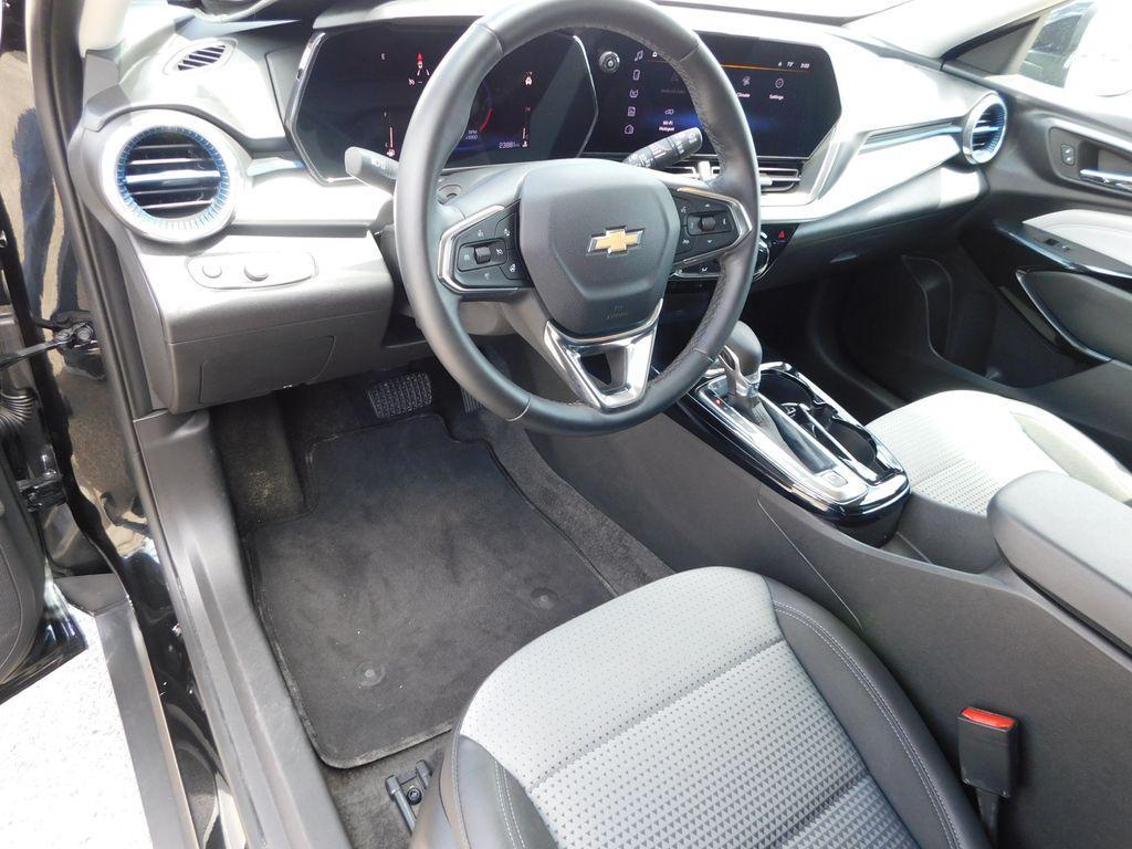 used 2025 Chevrolet Trax car, priced at $21,708