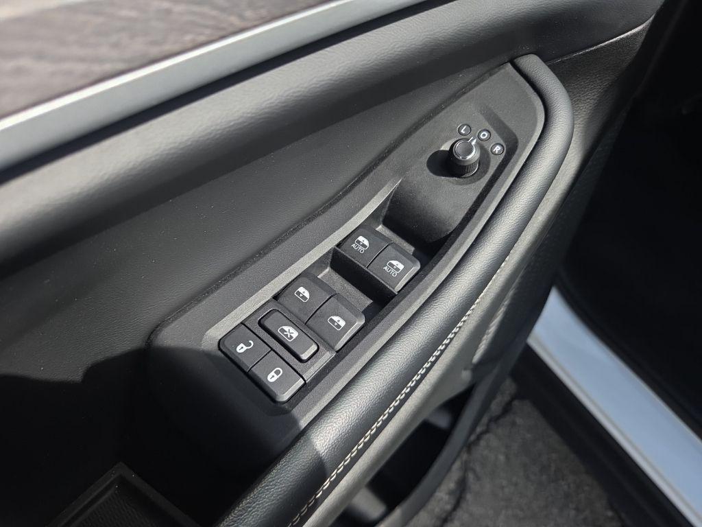 used 2023 Jeep Grand Cherokee L car, priced at $31,754