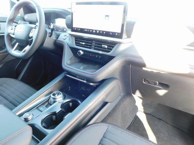 new 2025 Ford Explorer car, priced at $43,298