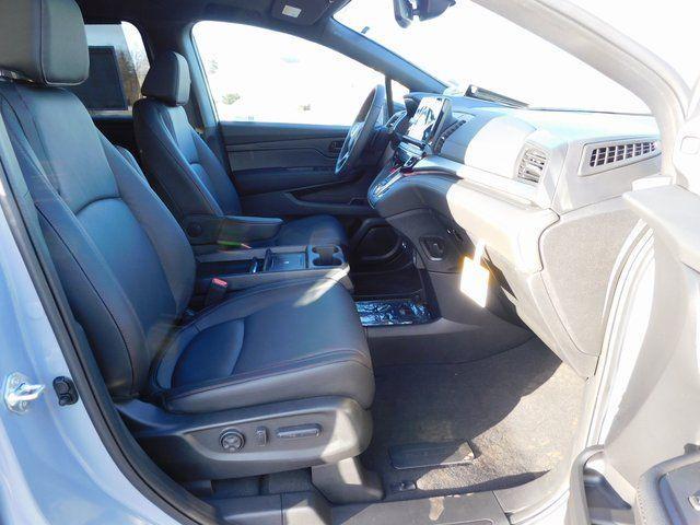 new 2026 Honda Odyssey car, priced at $44,095