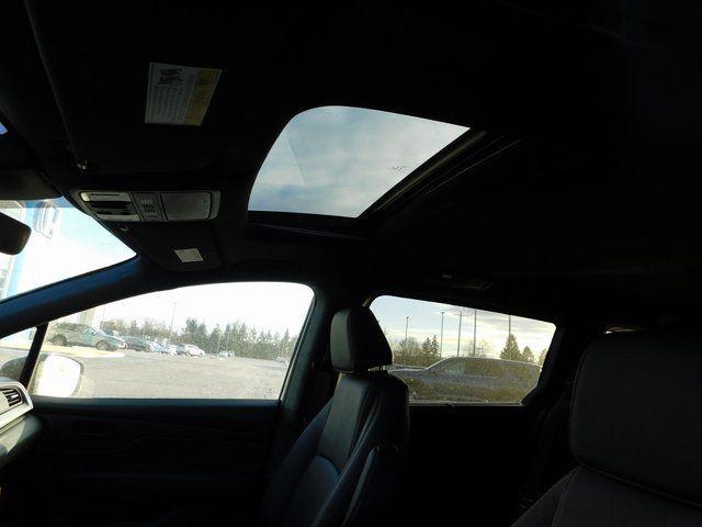 new 2026 Honda Odyssey car, priced at $44,095