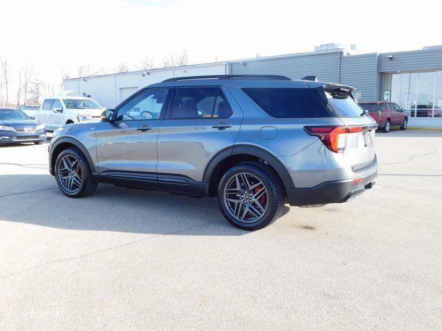 used 2025 Ford Explorer car, priced at $38,990