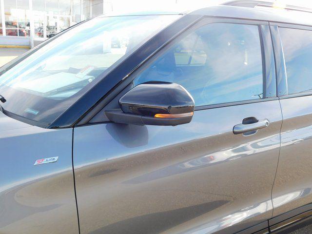 used 2025 Ford Explorer car, priced at $38,990