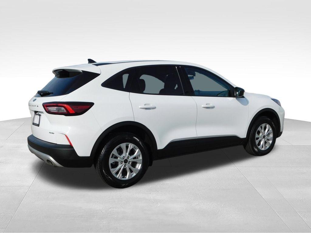 used 2025 Ford Escape car, priced at $22,637