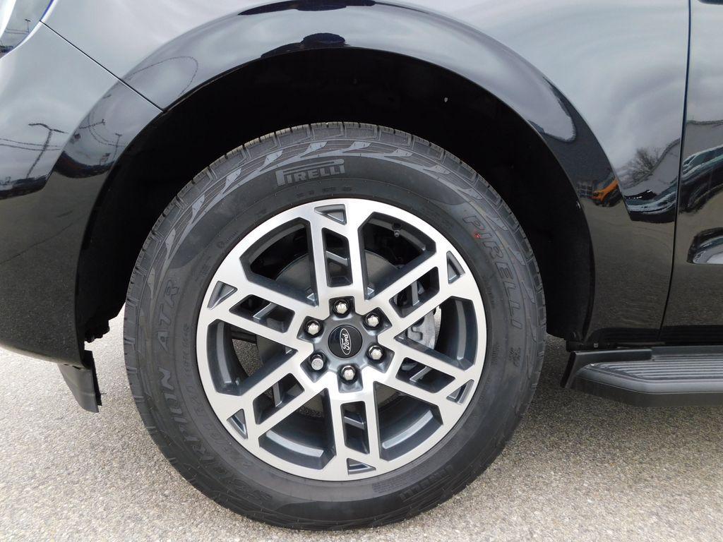 new 2026 Ford Expedition car, priced at $70,298