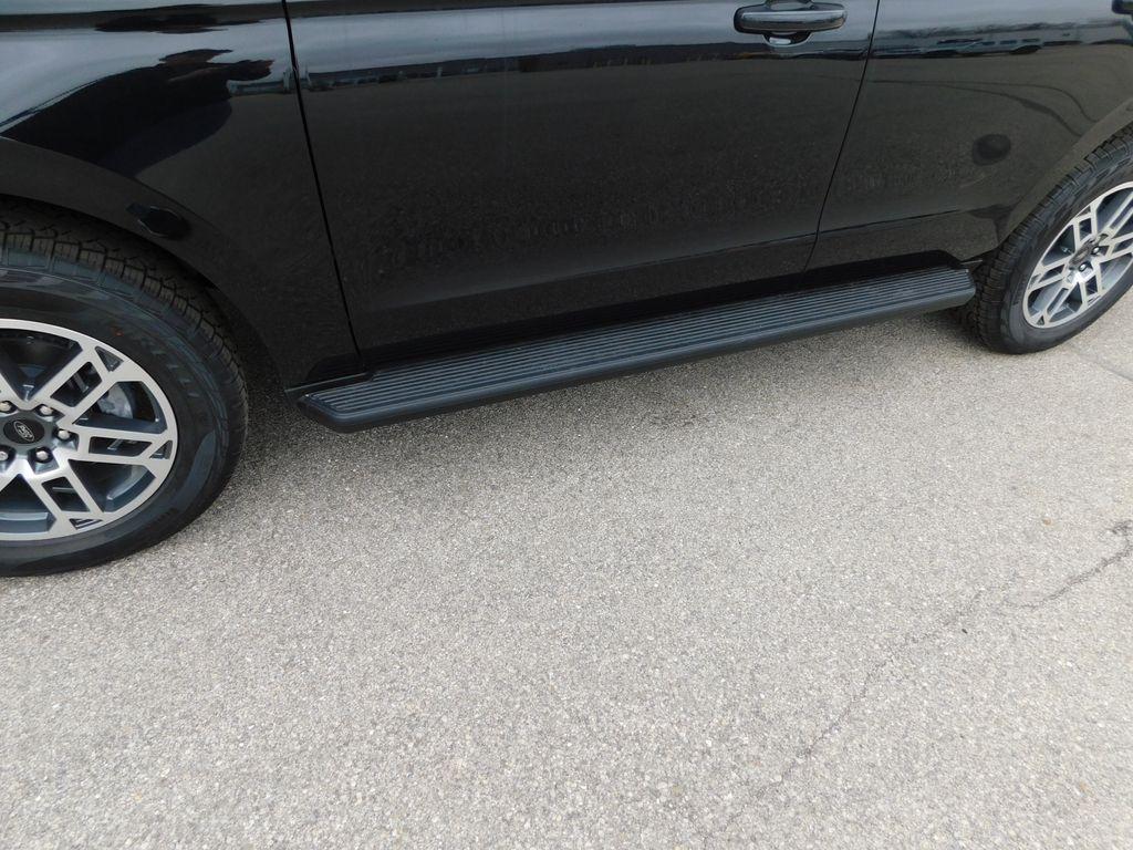 new 2026 Ford Expedition car, priced at $70,298