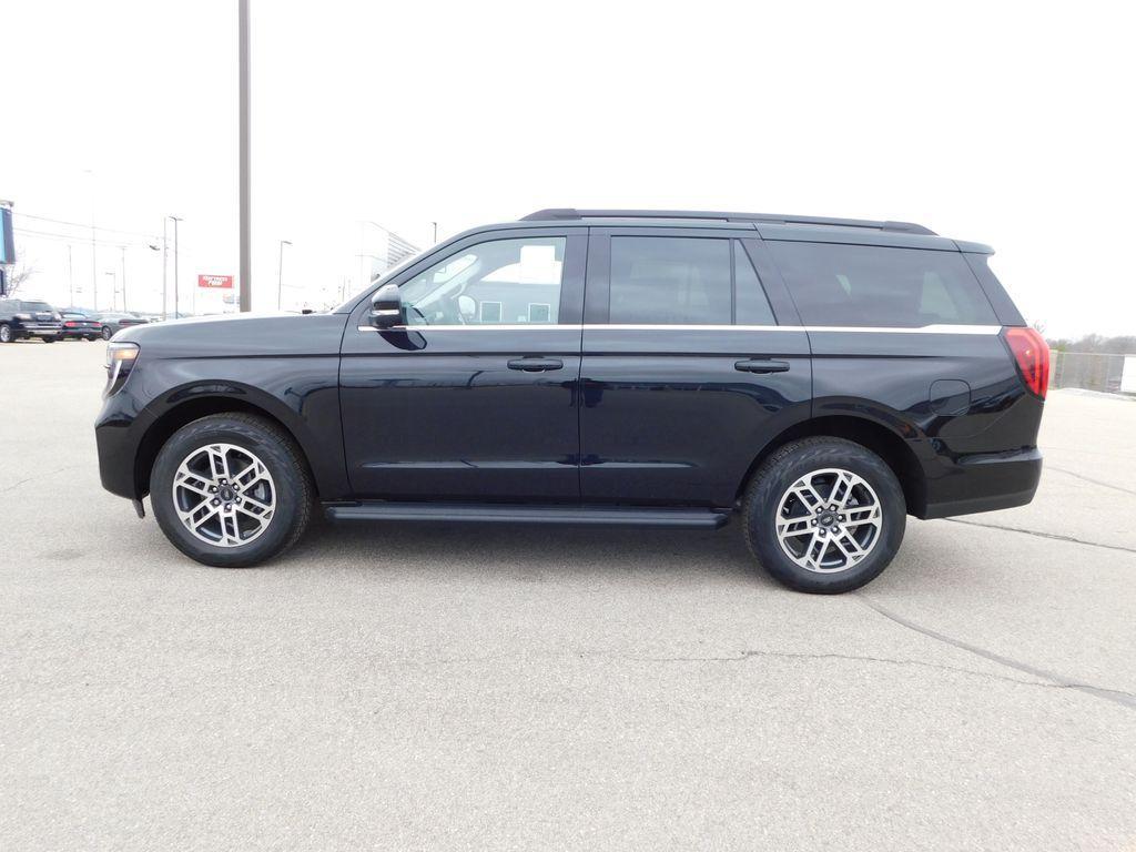 new 2026 Ford Expedition car, priced at $70,298