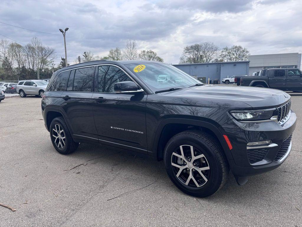 used 2024 Jeep Grand Cherokee car, priced at $36,400