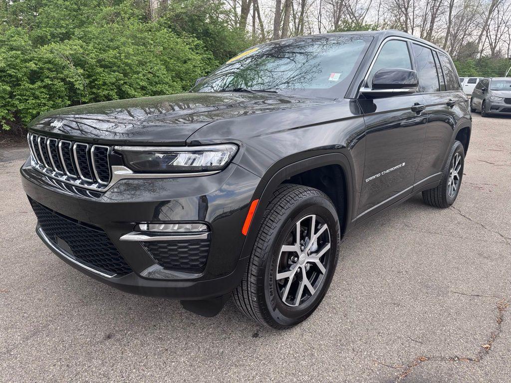 used 2024 Jeep Grand Cherokee car, priced at $36,400