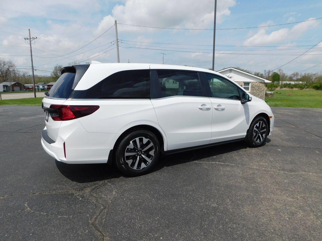 new 2026 Honda Odyssey car, priced at $43,063