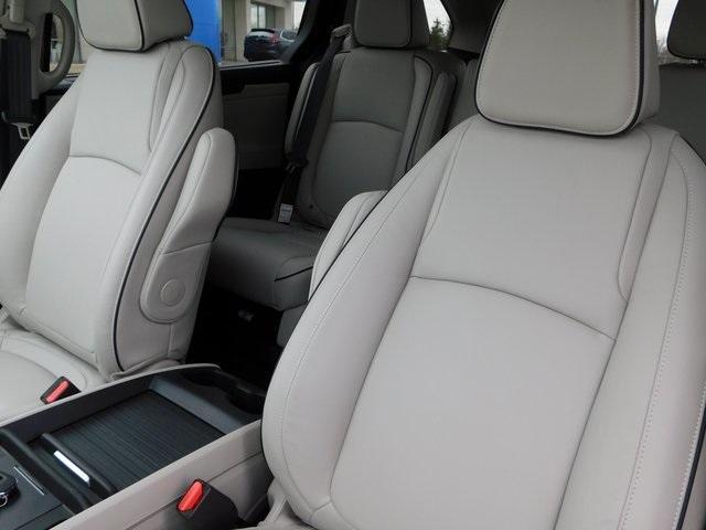 new 2026 Honda Odyssey car, priced at $47,705