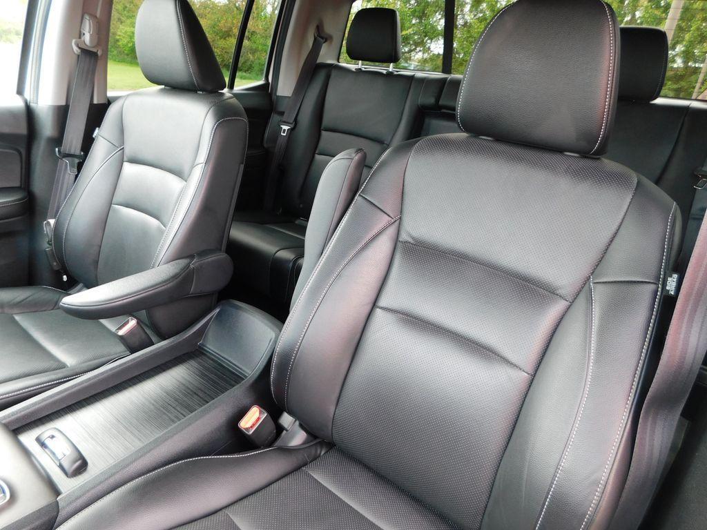 used 2023 Honda Ridgeline car, priced at $33,500