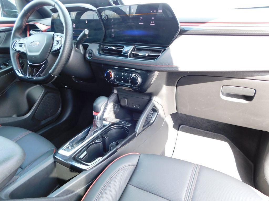 used 2024 Chevrolet TrailBlazer car, priced at $26,551