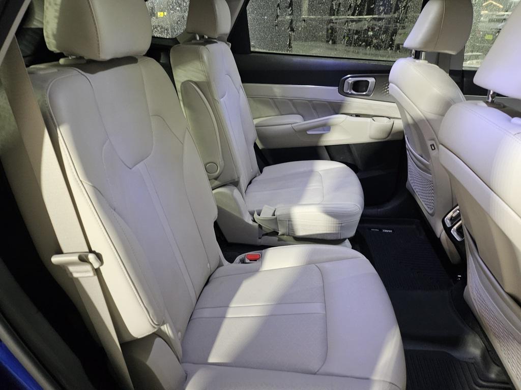 used 2022 Kia Sorento car, priced at $26,499