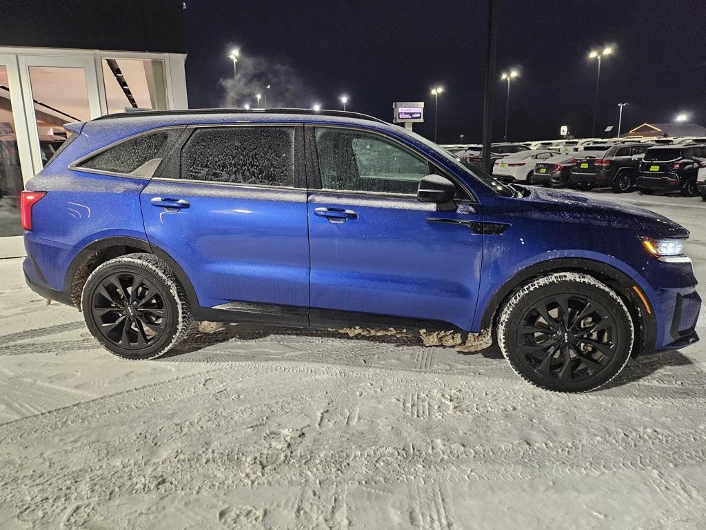 used 2022 Kia Sorento car, priced at $26,499