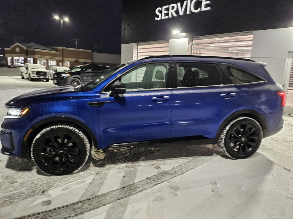 used 2022 Kia Sorento car, priced at $26,499