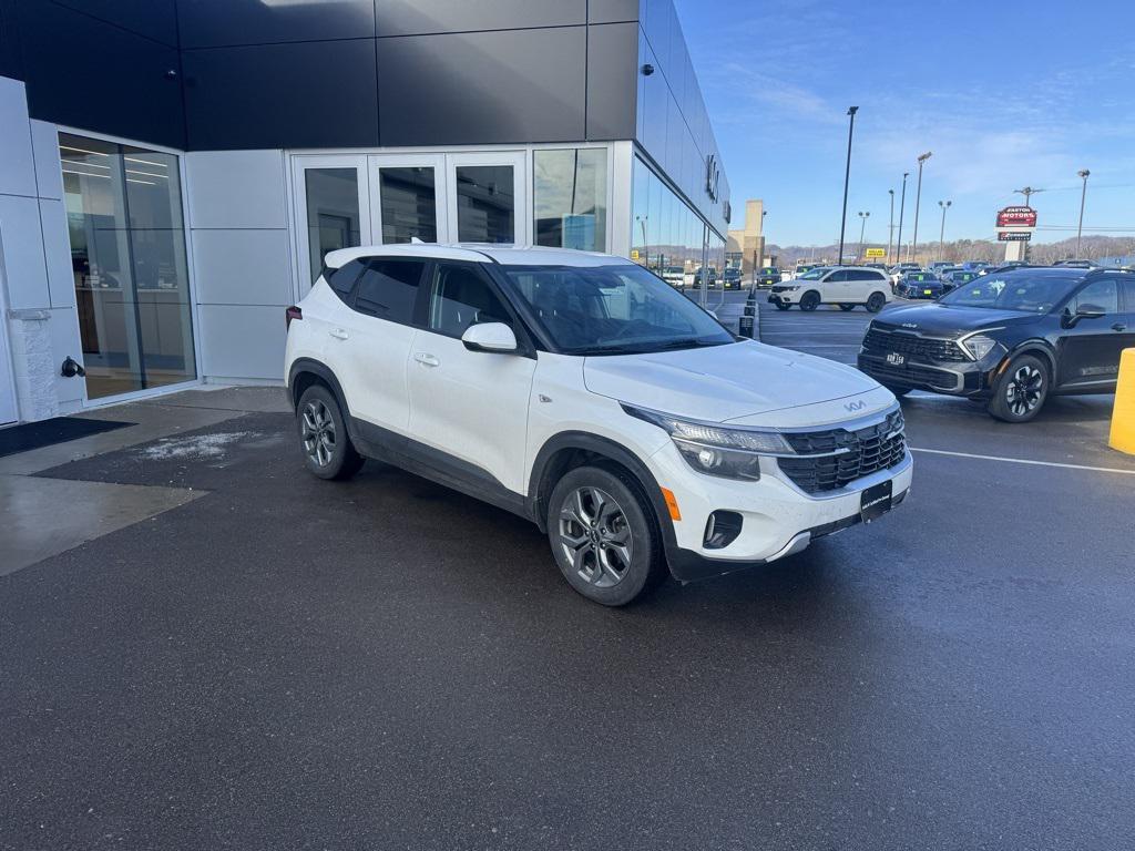 used 2024 Kia Seltos car, priced at $19,999