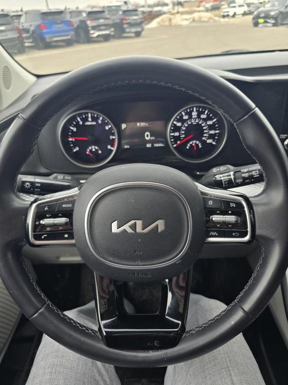 used 2024 Kia Carnival car, priced at $26,955